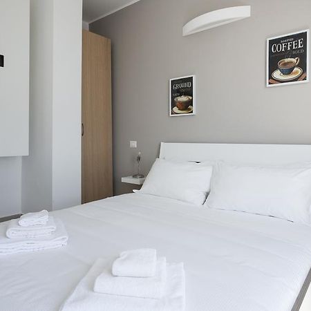Italianway-Sammartini Apartment Milan Luaran gambar